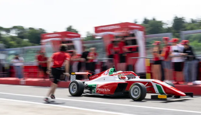 August 03, 2025 - R05 - Imola - Photo 6