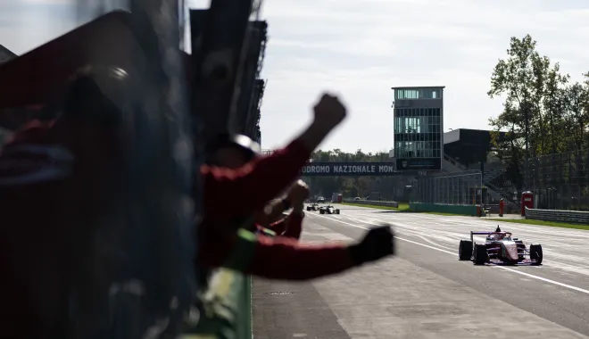 October 28, 2025 - R10 - Monza - Photo 12