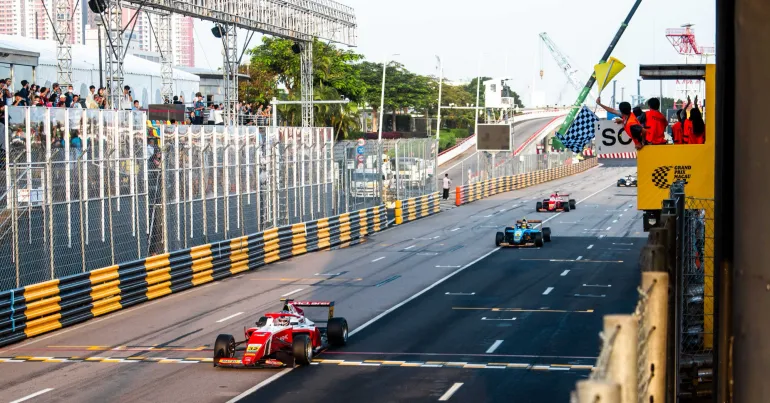 SJM Theodore PREMA Racing puts up bold fight in tough Macau Grand Prix