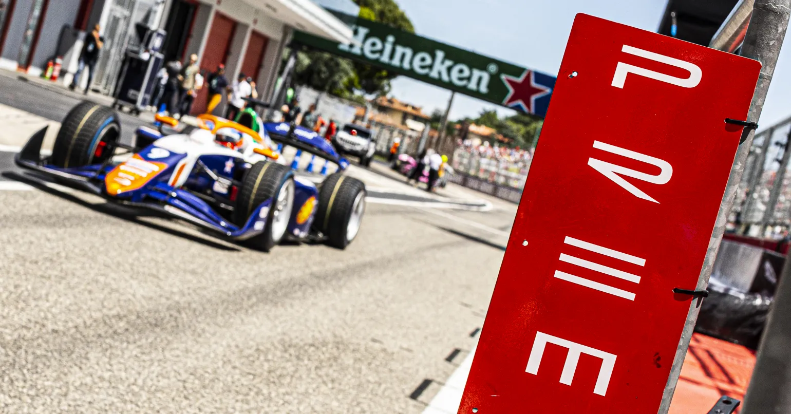 R04 Imola - FIA Formula 2 Race 1 Report