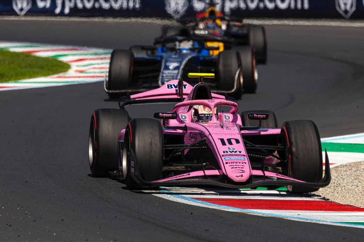 R11 Monza - FIA Formula 2 Race 1 Report