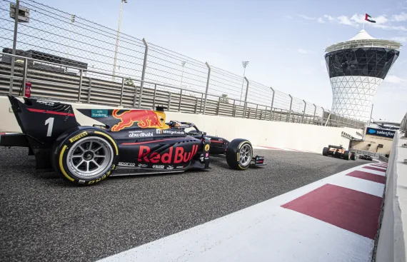 R14 Abu Dhabi - FIA Formula 2 Race 2 Report