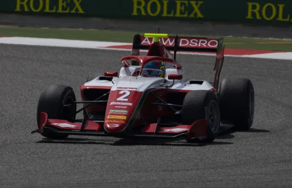 R01 Bahrain - FIA Formula 3 Race 1 Report