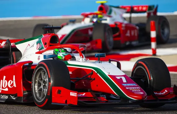 R01 Bahrain - FIA Formula 2 Race 1 Report