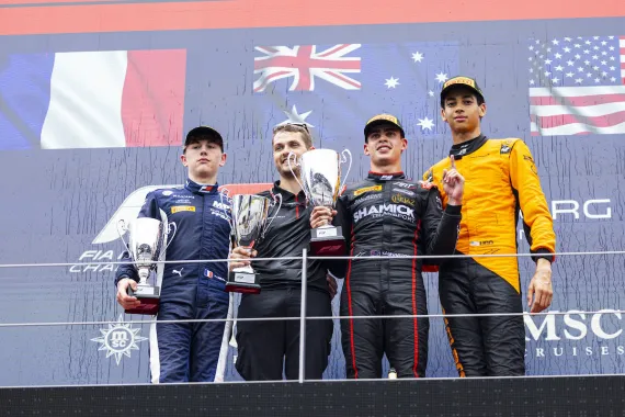 PREMA, Ugochukwu cruise to podium finish in Sprint Race