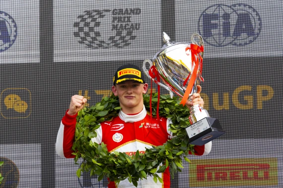 SJM Theodore PREMA Racing wins Macau Qualification Race