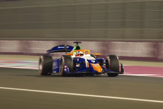 Montoya secures positive Sprint Race finish in Qatar