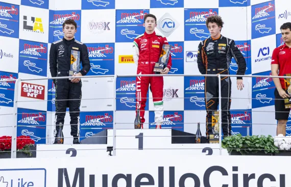 Nakamura-Berta storms to series lead, Wheldon returns to victory