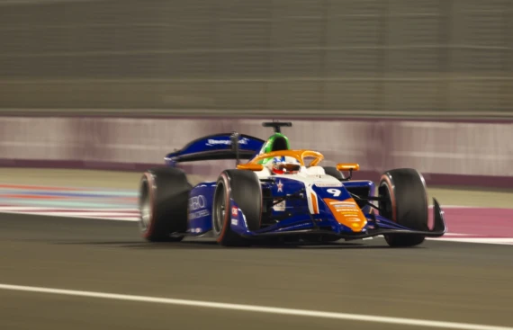 Montoya secures positive Sprint Race finish in Qatar